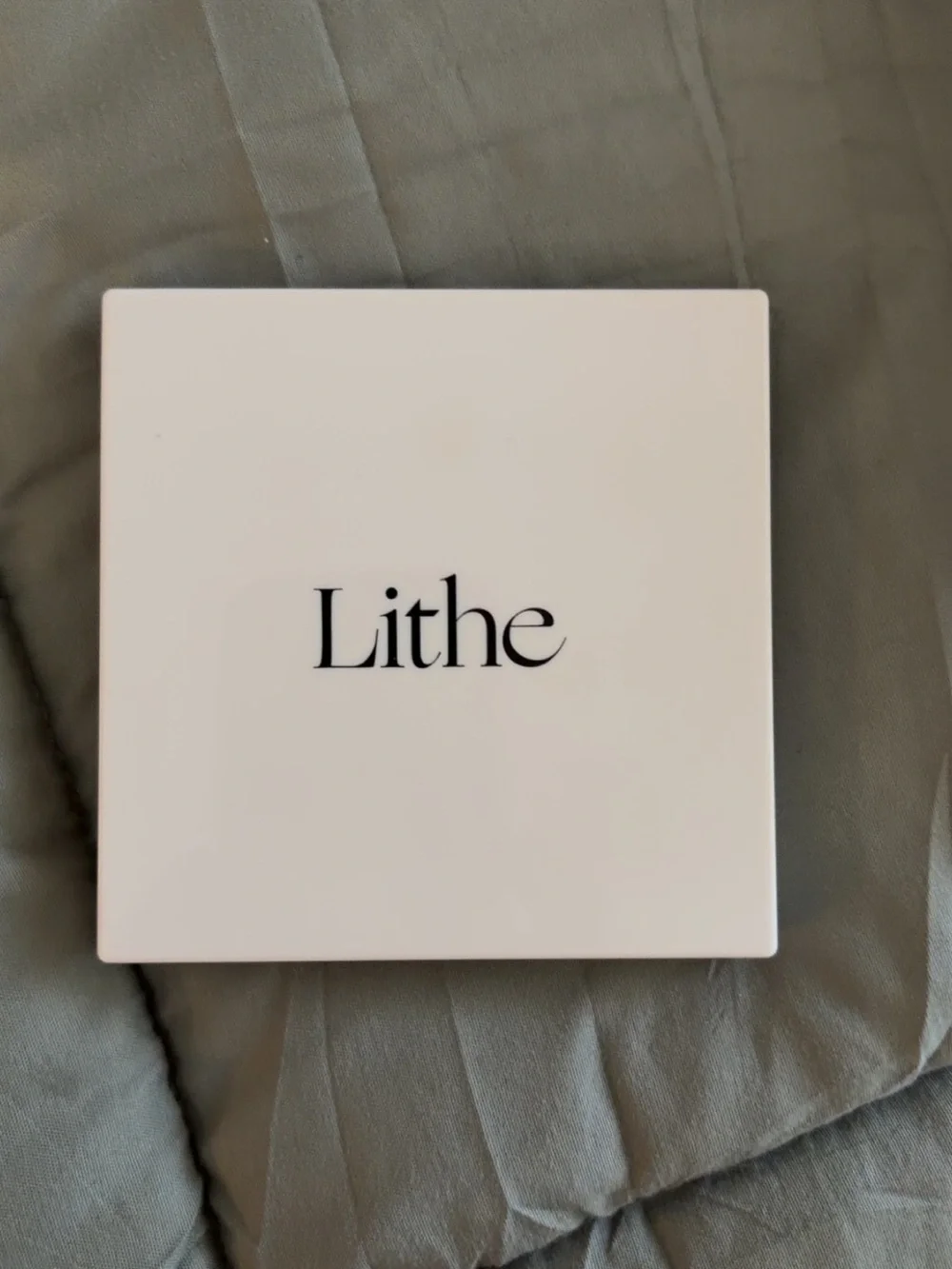 Lithe Powder Blush Palette - Neutral Pink & Mauve Shades NWT